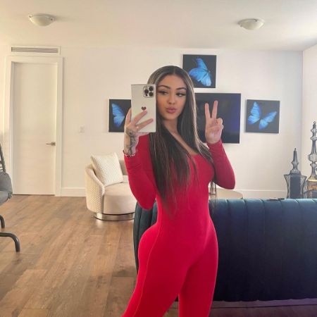 Malu looking beautiful in red outfit
